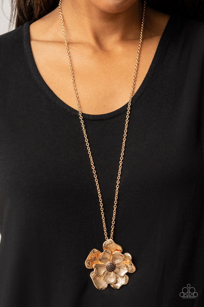 HOMEGROWN GLAMOUR - GOLD FLOWER COPPER CENTER NECKLACE - PAPARAZZI