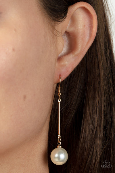 PEARL REDUX - GOLD DROP WHITE PEARL EARRINGS - PAPARAZZI