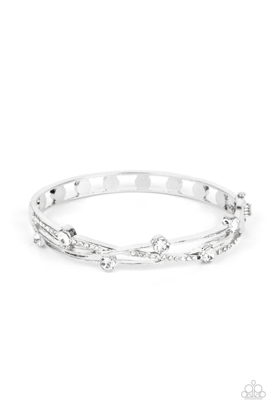 SLAMMIN SPARKLE - WHITE RHINESTONE SILVER HINGED BRACELET - PAPARAZZI