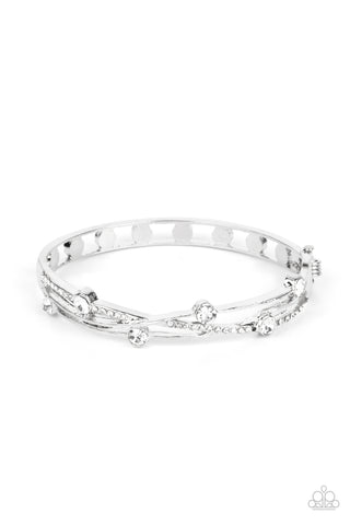 SLAMMIN SPARKLE - WHITE RHINESTONE SILVER HINGED BRACELET - PAPARAZZI