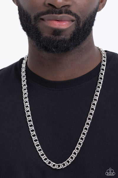 PRO LEAGUE - SILVER CHAIN URBAN NECKLACE - PAPARAZZI
