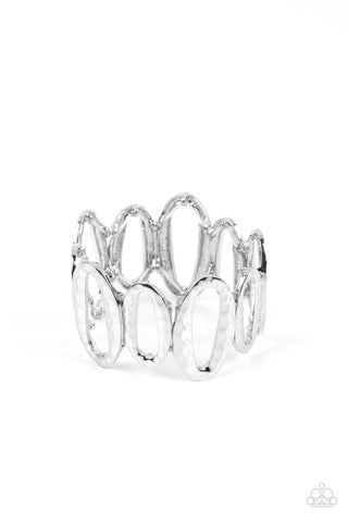 HOMESTEAD HEIRLOOM - SILVER OVAL STRETCHY BRACELET - PAPARAZZI