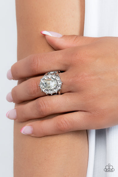MOXIE MAGIC - WHITE GEM RHINESTONE SILVER RING - PAPARAZZI