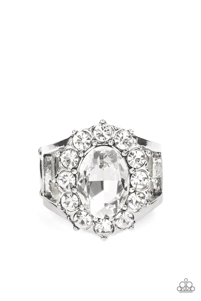 MOXIE MAGIC - WHITE GEM RHINESTONE SILVER RING - PAPARAZZI
