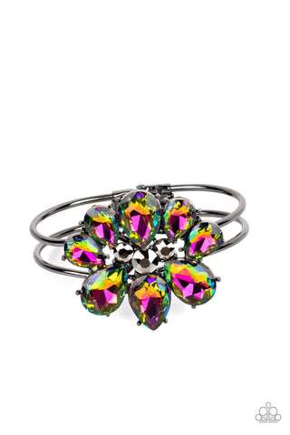 DAUNTLESS IS MORE - MULTI OIL SPILL GEM GUNMETAL HINGED BRACELET - PAPARAZZI LIFE OF THE PARTY OCTOBER 2022