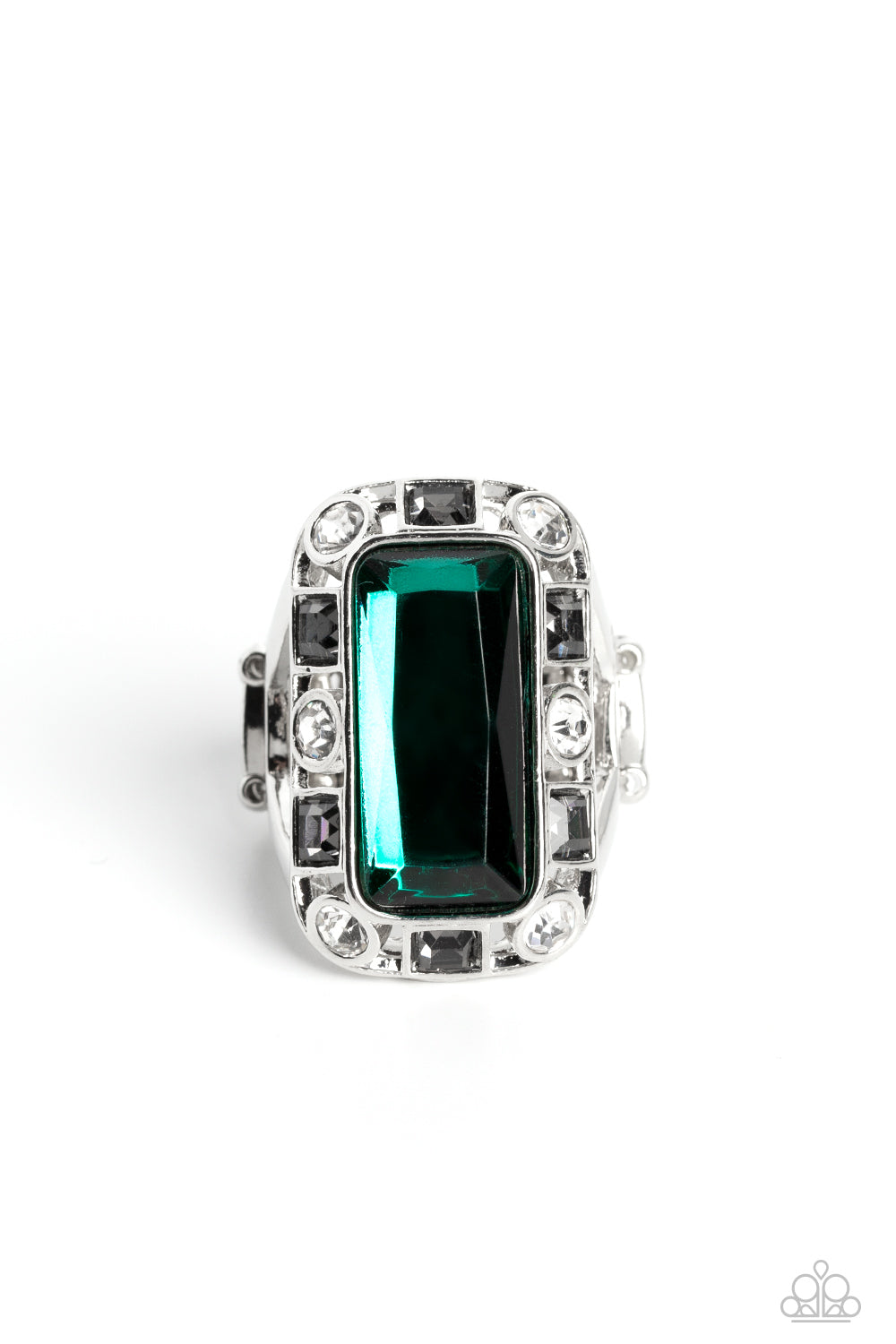 RADIANT RHINESTONES - GREEN GEM SILVER RING - PAPARAZZI