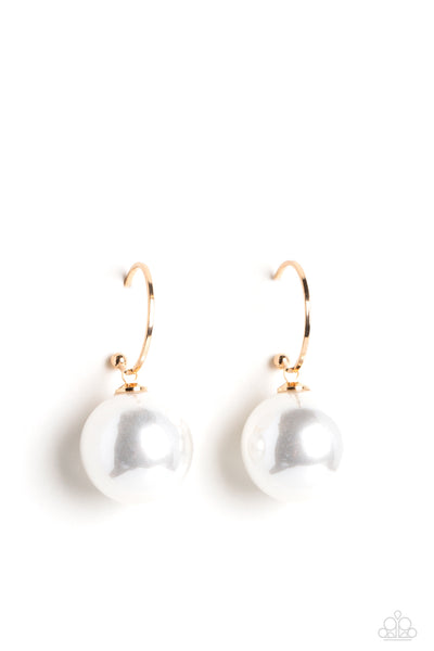 PEARL OF MY EYE - GOLD HOOP WHITE PEARL EARRINGS - PAPARAZZI