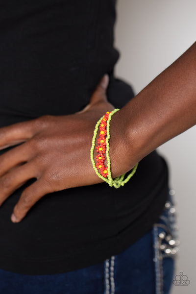 BUZZWORTHY BOTANICALS - RED AND GREEN SEED BEAD STRETCHY BRACELET - PAPARAZZI