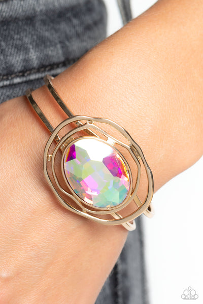 SUBSTANTIAL SORCERESS - MULTI IRIDESCENT OVAL GEM GOLD BRACELET - PAPARAZZI