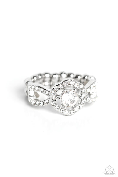 WILL FLOWER - WHITE FLOWER GEM - PAPARAZZI