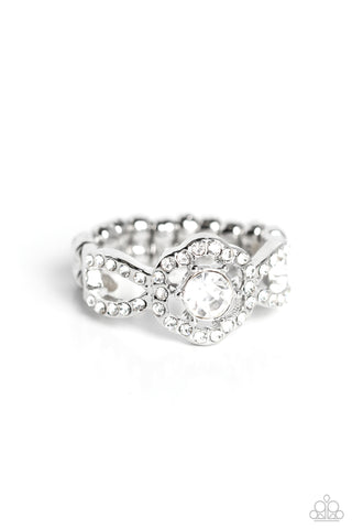WILL FLOWER - WHITE FLOWER GEM - PAPARAZZI