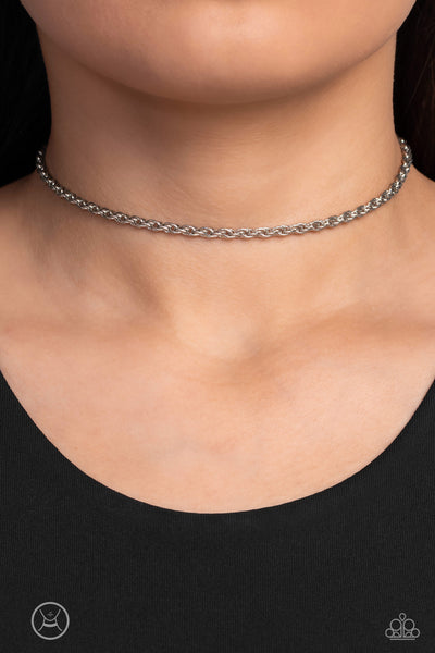 GLIMMER OF ROPE - SILVER CHOKER NECKLACE - PAPARAZZI