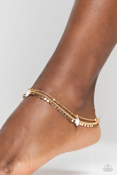 SURF CITY - WHITE SHELL GOLD ANKLET - PAPARAZZI