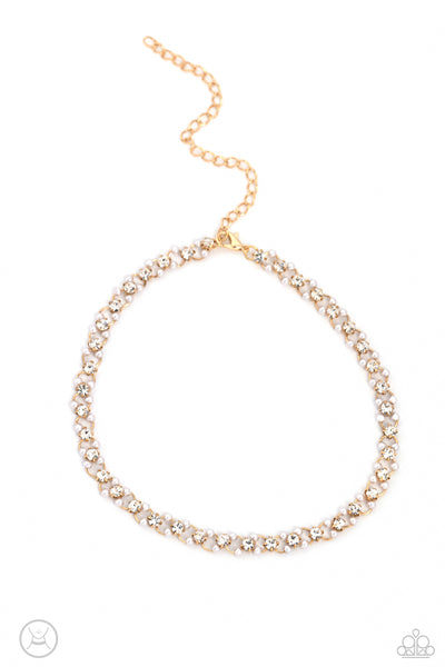 CLASSY COUTURE - GOLD PEARL CHOKER NECKLACE - PAPARAZZI