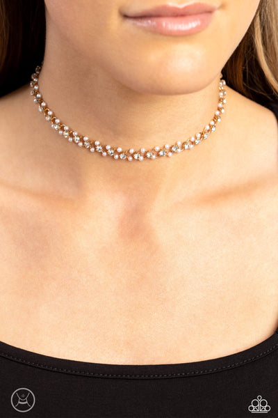 CLASSY COUTURE - GOLD PEARL CHOKER NECKLACE - PAPARAZZI
