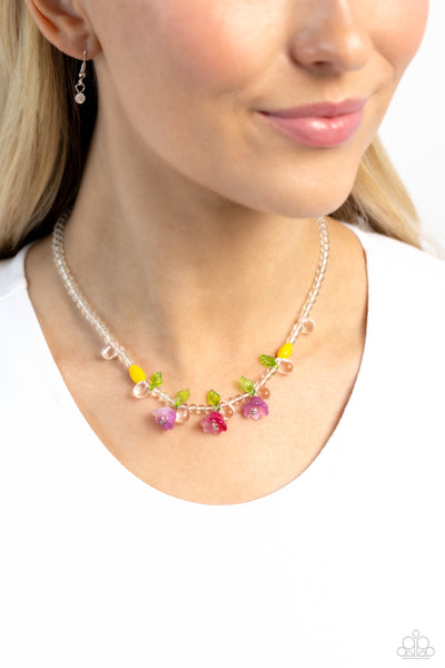WORLD GLASS WONDER - PINK FLOWER CLEAR BEAD SHORT NECKLACE - PAPARAZZI