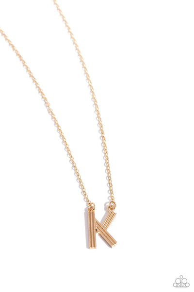 LEAVE YOUR INITIALS - GOLD - K - LETTER ALPHABET SHORT NECKLACE - PAPARAZZI