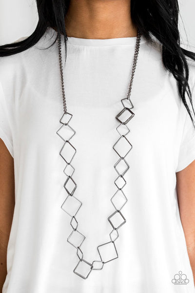 BACKED INTO A CORNER - PAPARAZZI - BLACK GUNMETAL SQUARE LINK NECKLACE