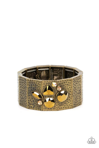 FLICKERING FORTUNE - BRASS AURUM GEM IRIDESCENT RHINESTONE STRETCHY BRACELET - PAPARAZZI 2022 CONVENTION EXCLUSIVES