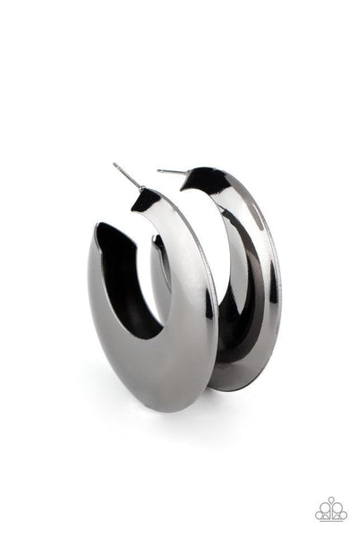 CHIC CRESCENTO - BLACK THICK HOOP EARRINGS - PAPARAZZI